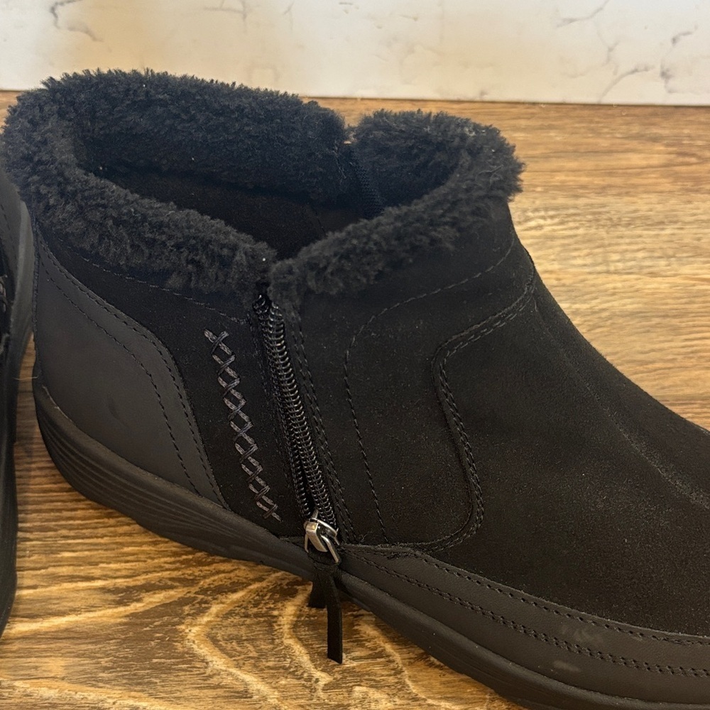 Easy Spirit Black Verry 2 Fur Lined Bootie Women's Size 10 - Picture 9 of 10